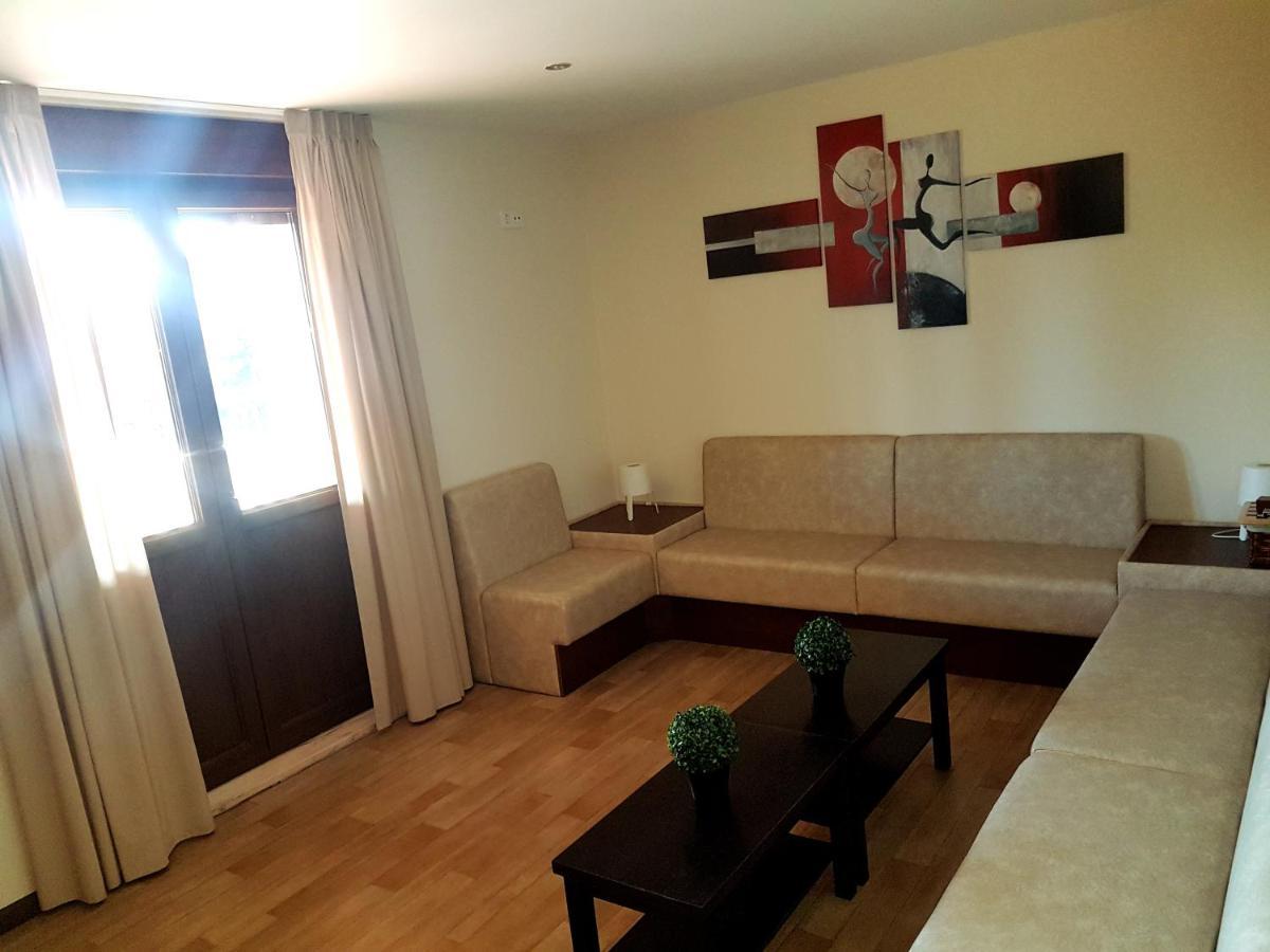 Albergue Pineiral Fonsagrada A Fonsagrada Esterno foto